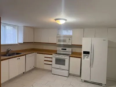 143 Wilson Road N Basement, Oshawa, On L1g 6e1
