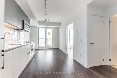 150 Logan Avenue 631, Toronto, On M4m 0e4