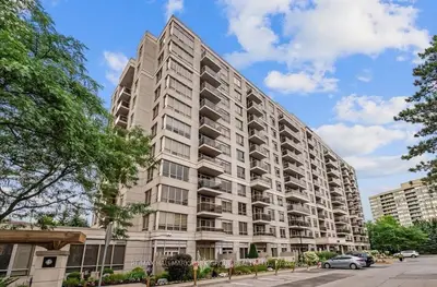 1200 The Esplanade Road N 912, Pickering, On L1v 6v3