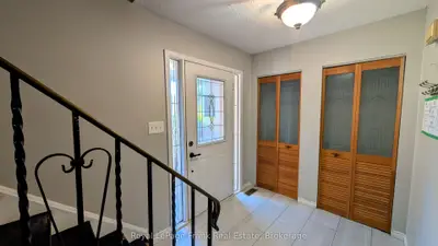 582 Lakeview Avenue, Oshawa, On L1j 1b1