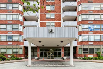 121 Ling Road 1614, Toronto, On M1e 4y2