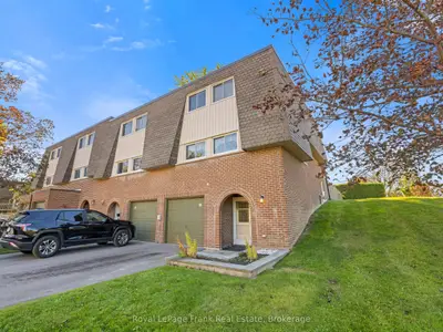 18 Reygate Court, Ajax, On L1s 2s9