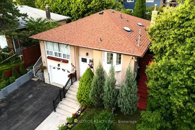583 Pinewood Street, Oshawa, On L1g 2s2