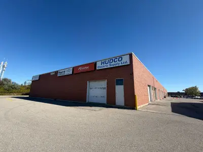 1084 Salk Road 14 & 15, Pickering, On L1w 4b6