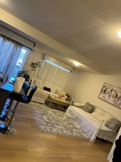485 Beresford Path 10, Oshawa, On L1h 0b2