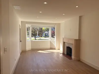 35 Elmview Drive Main, Toronto, On M1n 2w5