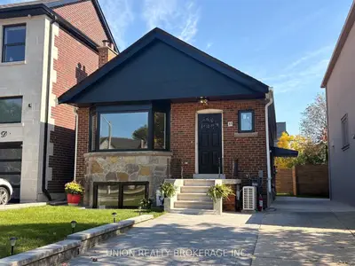 35 Elmview Drive Main, Toronto, On M1n 2w5