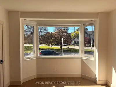 35 Elmview Drive Main, Toronto, On M1n 2w5