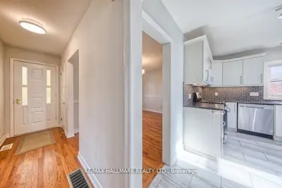 31 Glen Muir Drive, Toronto, On M1m 2c6