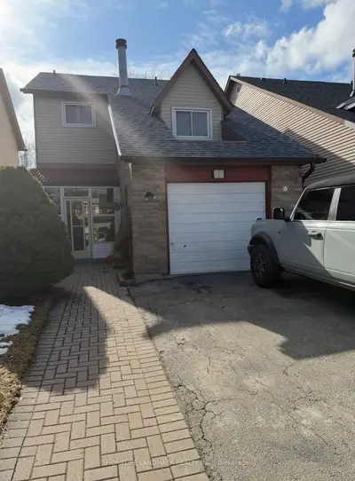 58 Muirlands Drive, Toronto, On M1v 2b4