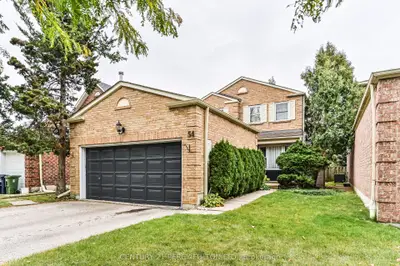 54 Chapel Park Square, Toronto, On M1v 2s5