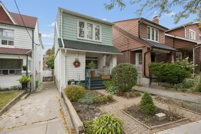 88 West Lynn Avenue, Toronto, On M4c 3w2