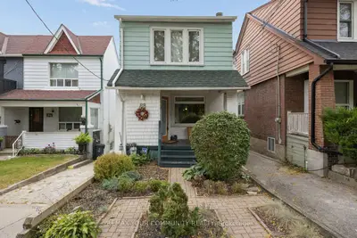88 West Lynn Avenue, Toronto, On M4c 3w2
