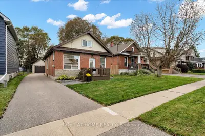 176 Burk Street, Oshawa, On L1j 4c3