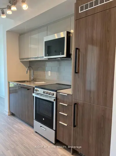 90 Glen Everest Road 1010, Toronto, On M1n 0c3
