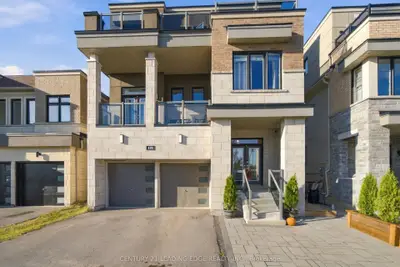 119 Yacht Drive, Clarington, On L1c 4a7