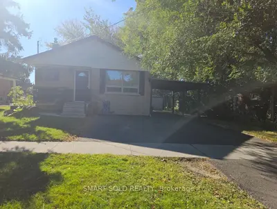 711 Dunlop Street W #main Level, Whitby, On L1n 1v4