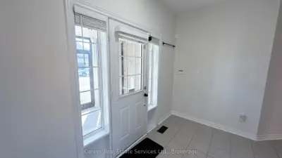 10 Campview Street, Whitby, On L1r 0k5