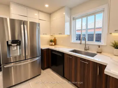 85 Ranstone Gardens, Toronto, On M1k 2t9