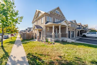 86 Edwin Carr Street, Clarington, On L1c 0r4