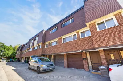 1185 Birchmount Road 5, Toronto, On M1p 2c1
