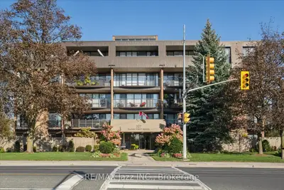 337 Simcoe Street N 405, Oshawa, On L1g 4t2