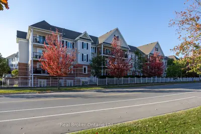 106 Aspen Springs Drive 108, Clarington, On L1c 5n7