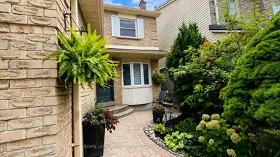 49 Lowder Place, Whitby, On L1n 8b8