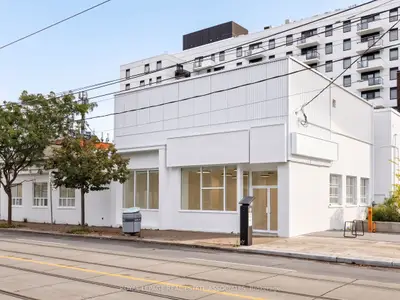 1597 Queen Street E Upper Level, Toronto, On M4l 1e5