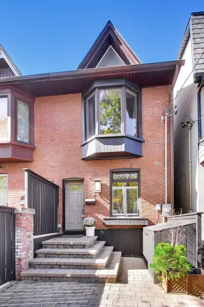 102 Gough Avenue, Toronto, On M4k 3n8