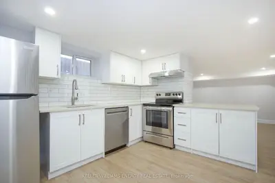 574 Olive Avenue Lower, Oshawa, On L1h 2r3