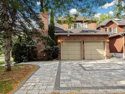 831 Regal Crescent Lower, Pickering, On L1x 2p8
