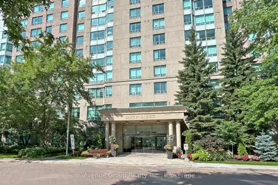 68 Corporate Drive 1527, Toronto, On M1h 3h3