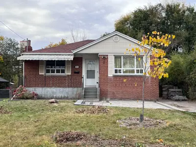 30 Glen Everest Road Lower, Toronto, On M1n 1j3