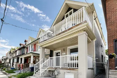831 Pape Avenue, Toronto, On M4k 3t4