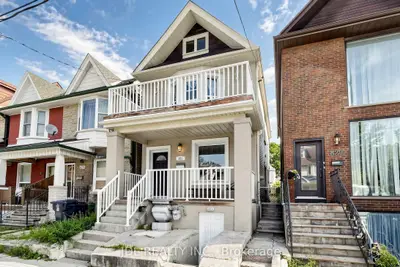 831 Pape Avenue, Toronto, On M4k 3t4