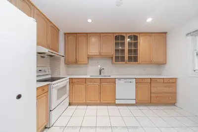 6 Sandy Haven Drive, Toronto, On M1w 3h9