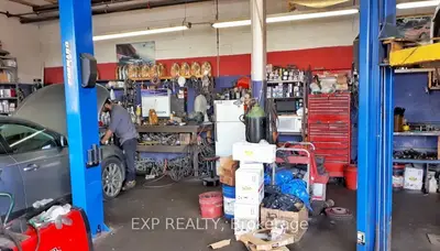 375 Danforth Road 6, Toronto, On M1l 3x8