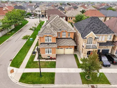 58 Garrardview Street, Ajax, On L1z 0l5