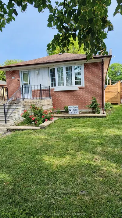 27 Par Avenue, Toronto, On M1g 2g5