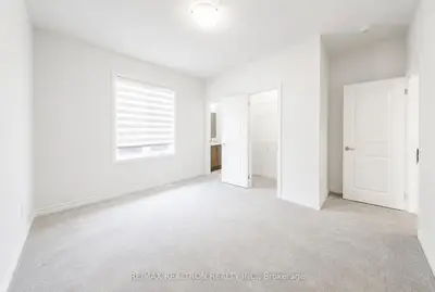 1041 Suddard Avenue, Oshawa, On L1l 0v5