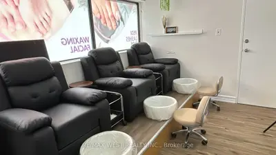 3702 Kingston Road 4-5, Toronto, On M1j 3h3