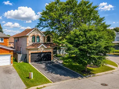 1 Mcneilage Court, Ajax, On L1t 3z5