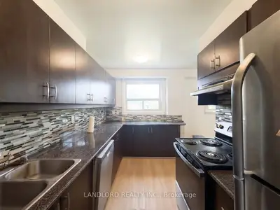 2830 Midland Avenue 50, Toronto, On M1s 1s4