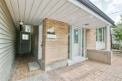 115 Lowcrest Boulevard Bsmt, Toronto E05, ON M1T 1K7