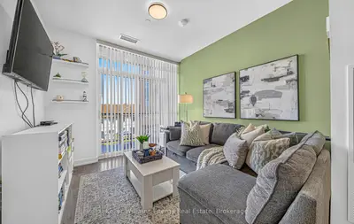 1010 Dundas Street E 301, Whitby, On L1n 0l6