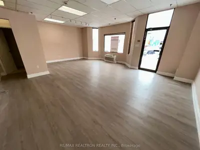 153 Brock Street N 6, Whitby, On L1n 4h3