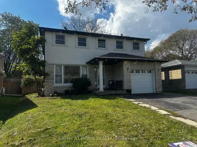 71 Sandrift Square, Toronto, On M1e 4n5