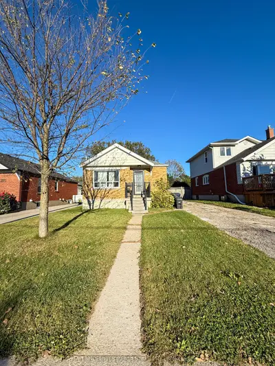 155 N Bonnington Avenue, Toronto, On M1k 1y2