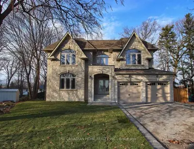 62 Marydon Crescent, Toronto, On M1s 2g9
